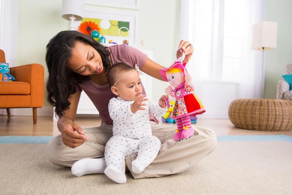 JUCARIE PENTRU BEBELUSI, PAPUSICA EMILIA, LAMAZE — miniatură