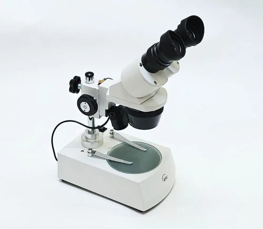 Stereomicroscop STM6c cu mărire de 15x, 30x și 60x, cu iluminare LED inferioară și superioară