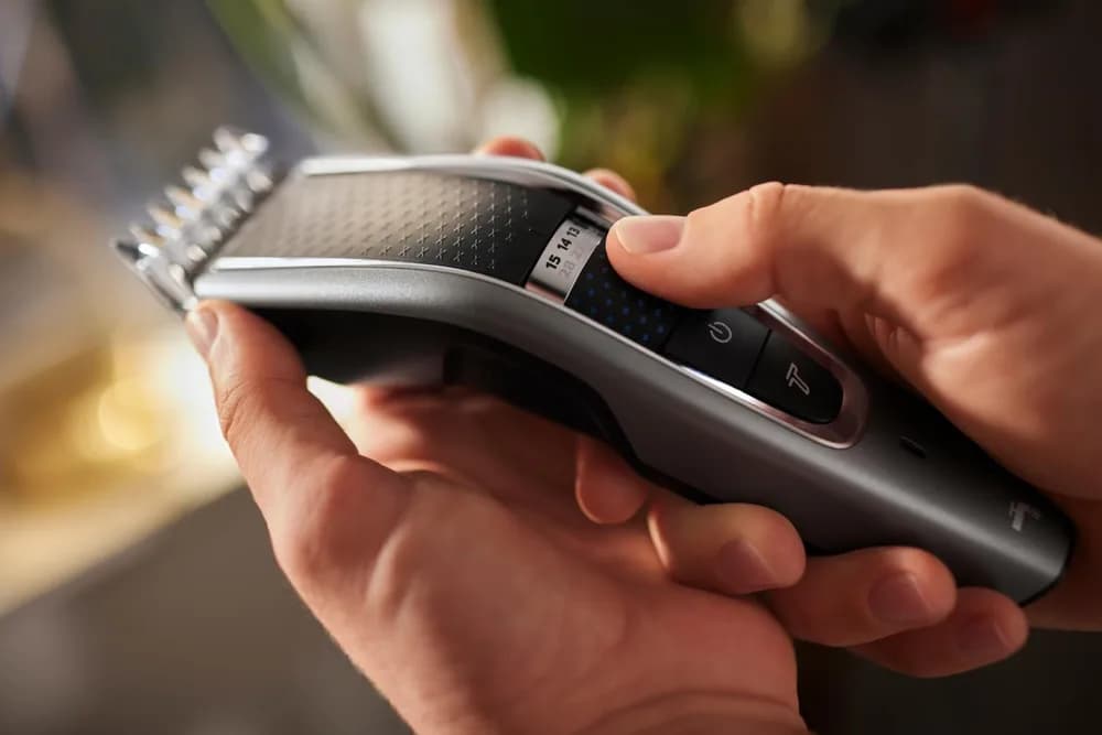 Aparat de tuns PHILIPS Hairclipper Seria 5000 HC5630/15, Acumulator, 90 min autonomie, Argintiu, L x A x I (mm) 69x193x224 — miniatură