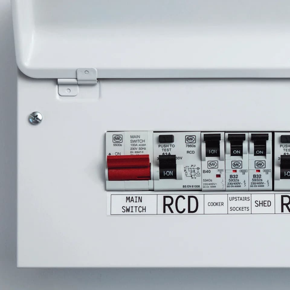 Imprimanta Transfer Termic BROTHER 180dpi PT-E560BTSP, Viteza de tiparire: 30mm/s, Latime maxima de imprimare: 24mm|Conectiv: mini-USB|WIFI, Imp Cod de bare:DA "PTE560BTSPQL1" — miniatură