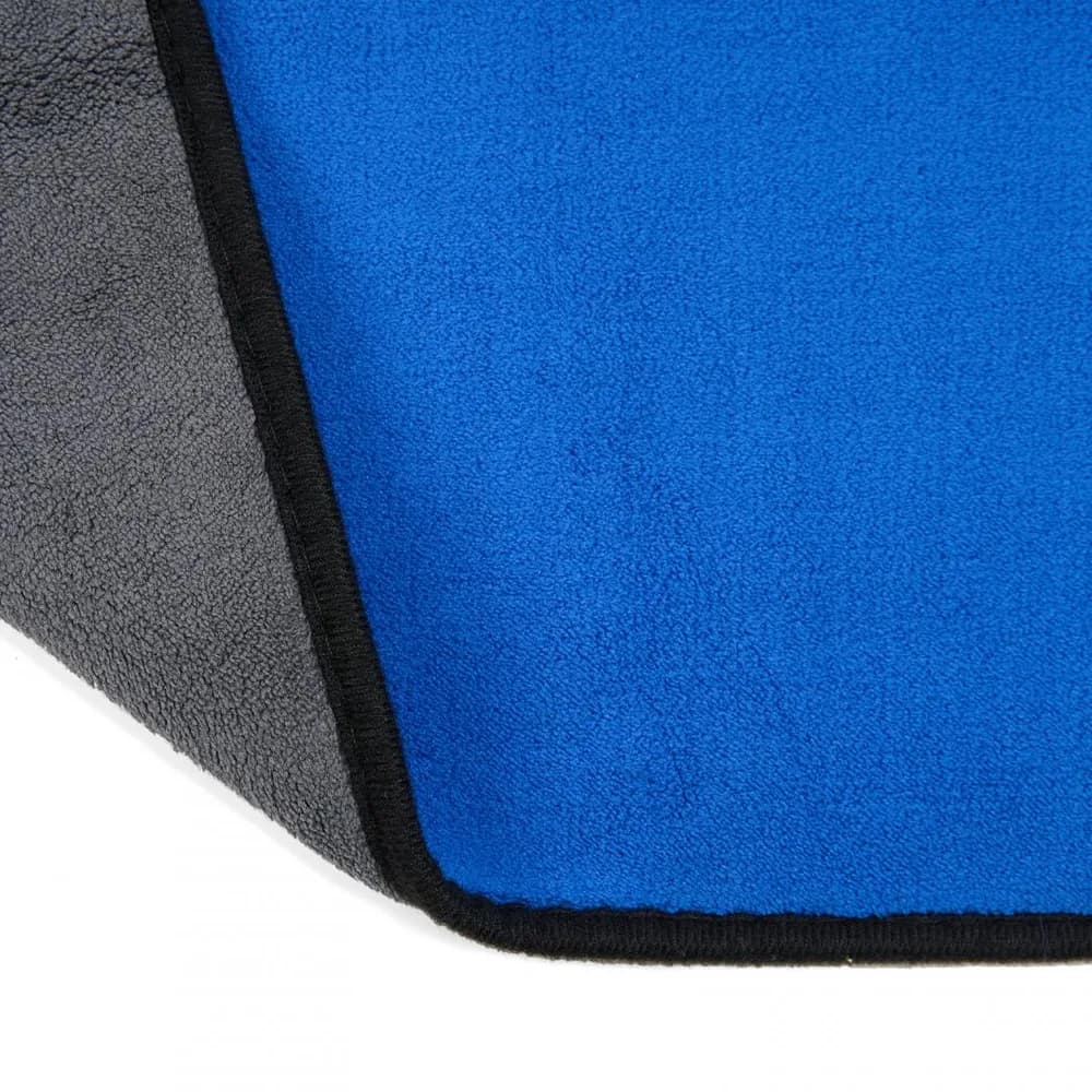 "Laveta Auto Microfibra 38x45cm. Este speciala pentru curatarea masinii, este fabricata dintr-o microfibra ultra-groasa premium de 800 GSM care asigura capacitatea superioara de absorbtie a apei, moliciune si rezistenta
Material:85% poliester si 15% poliamida
Diverse culori uni " — miniatură