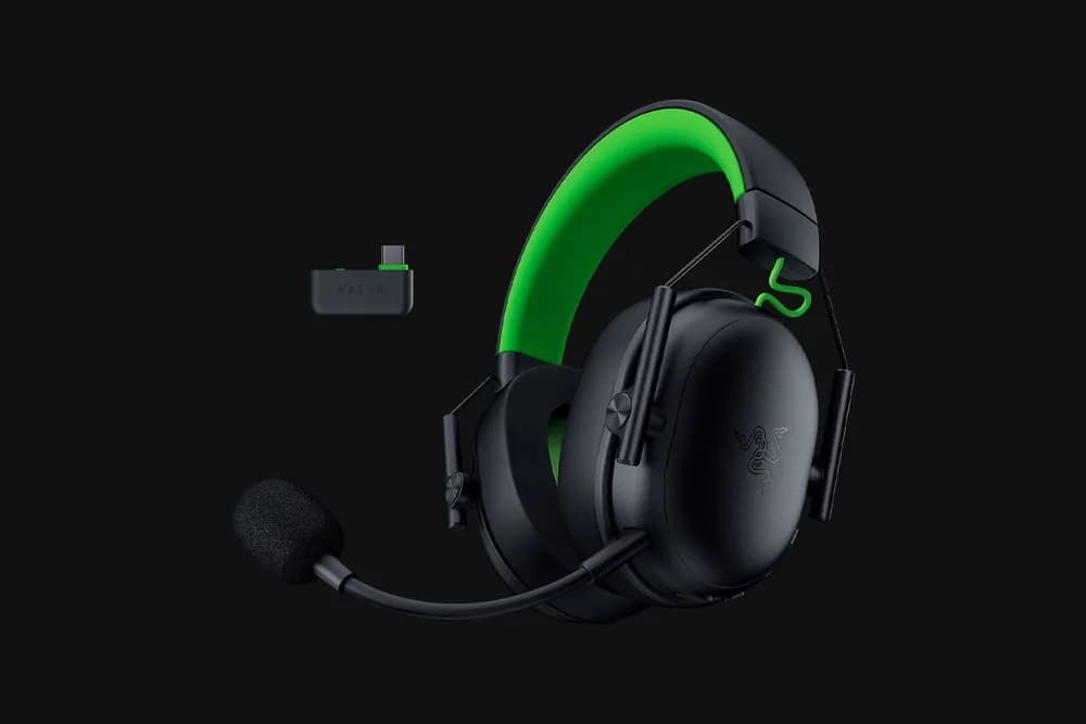 Casti wireless Razer Blackshark V3 X Hyperspeed for Xbox, micrfon uni- directional, izolare fonică activă, sistem sunet 7.1, frecventa 20 - 28000, autonomie 70 ore, negru — miniatură