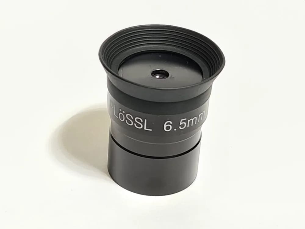 Ocular e-Plössl 6,5 mm (câmp aparent de 40 de grade)