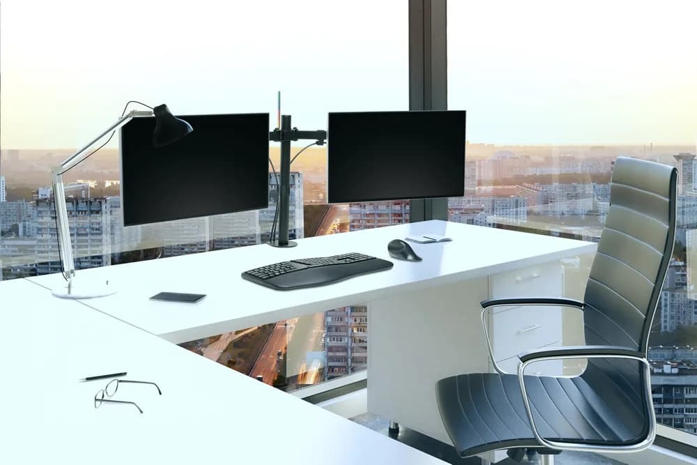 SUPORT de birou KENSINGTON, pt 2 TV/monitor plat, diag. max 32 inch, rotatie, inclinare, pivotare, orizontala, verticala, totala, max 8 Kg, "K55409WW" — miniatură