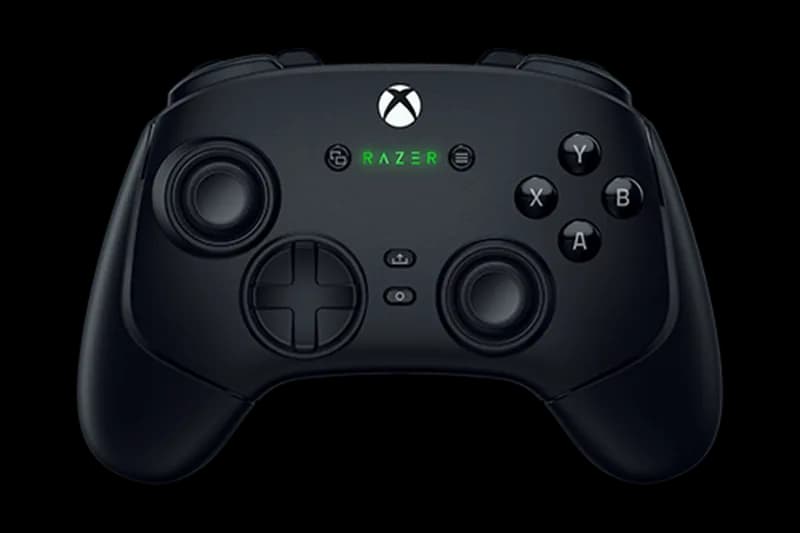 Controller Razer Wolverine V3 Pro, conectivitate Razer Hyperspeed Wireless, compatibil cu Xbox & PC, butoane de actiune mecanice Razer Mecha Tactile, butoane analogice Anti-drift Hall, durata de viata baterie pana la 20 de ore, polling rate 1000 mhz pentru PC, lungime cablu 3m, interfata USB-C la