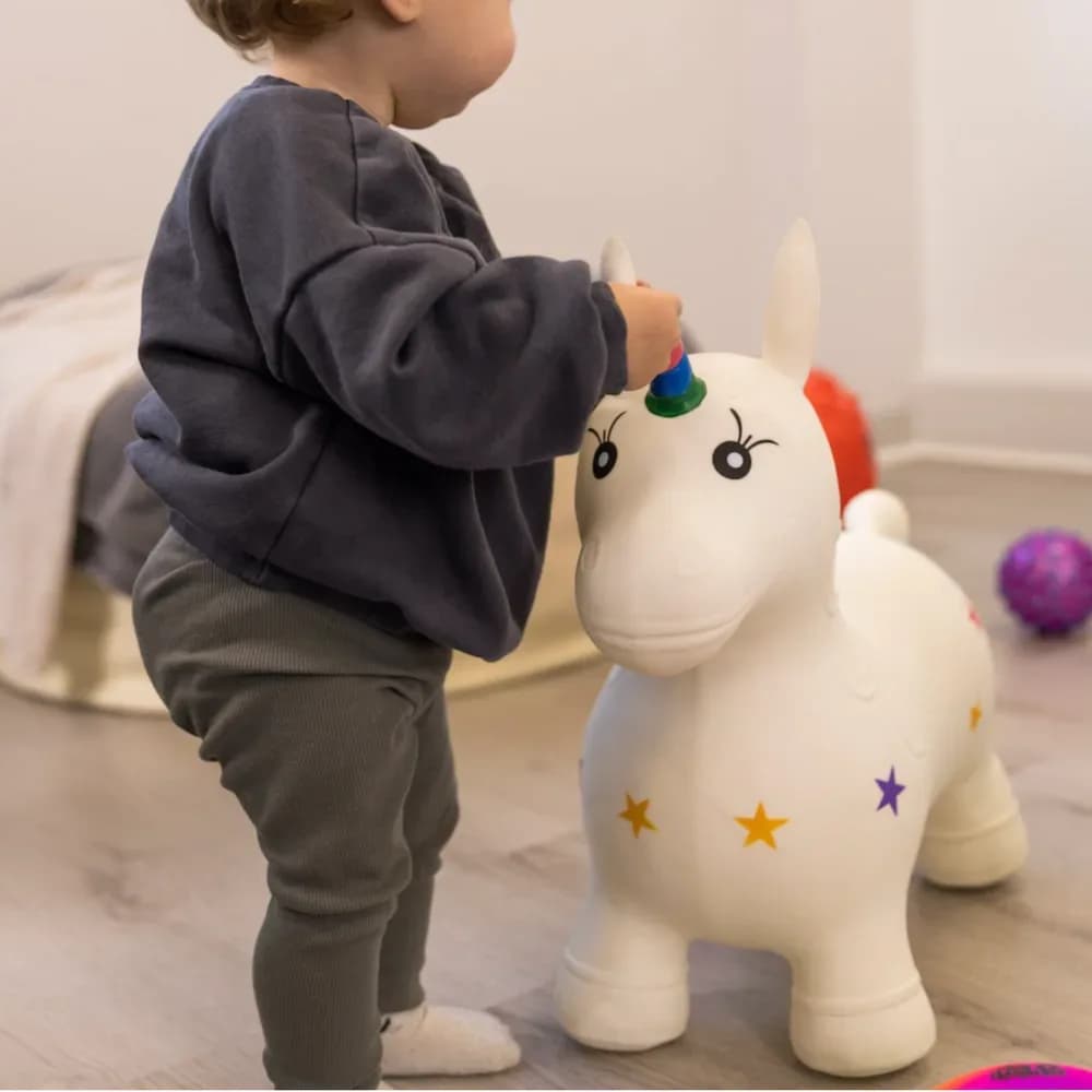 Jucărie gonflabilă săltăreață de călărit Unicornul Alb HappyHopperz