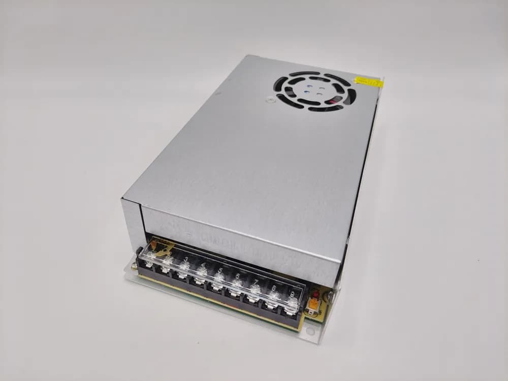 SURSA ALIMENTARE 240W 12V CARCASA METAL CU VENTILATOR
