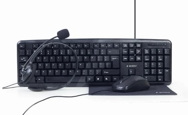 KIT wired GEMBIRD, 4-in1 desktop, tastatura 104 taste + mouse optic 1000dpi 3 butoane rotita scroll + casti cu mic + pad 220x180mm, black "KBS-UO4-01"