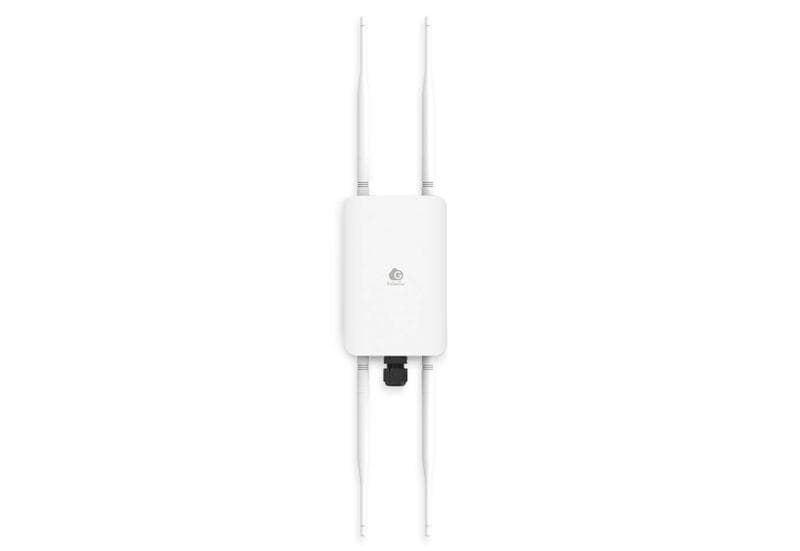EnGenius Managed Outdoor 11ac 2x2 Outdoor Access Point - Omni Directional DBC 11ac Wave2 400+867Mbps 2T2R 4x5dBi RP-SMA GbE PoE.af IP67 Cloud- Managed Outdoor AP