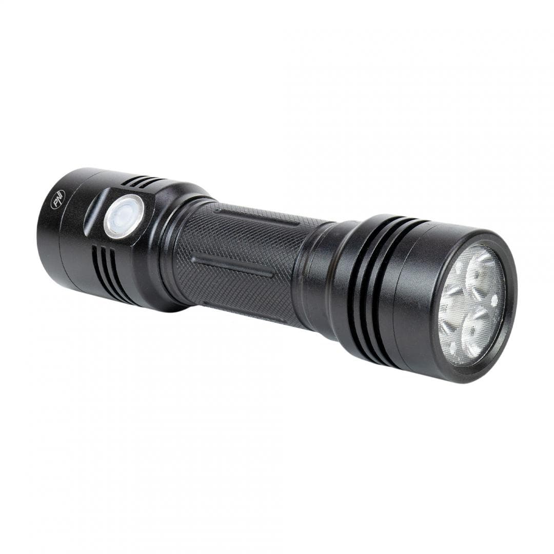 Lanterna dubla PNI Adventure F200 din aluminiu cu LED, acumulator 4000mAh si port micro USB, 3 LED-uri cu deschidere mare si unul cu focus, ambele au 3 niveluri de putere, Tip led: Osram P8, pUTERE: 1 x 10W si 3 x 5W, Capacitate acumulator: 4000mAh, Material: Aluminiu anodizat, Clasa de protectie — miniatură
