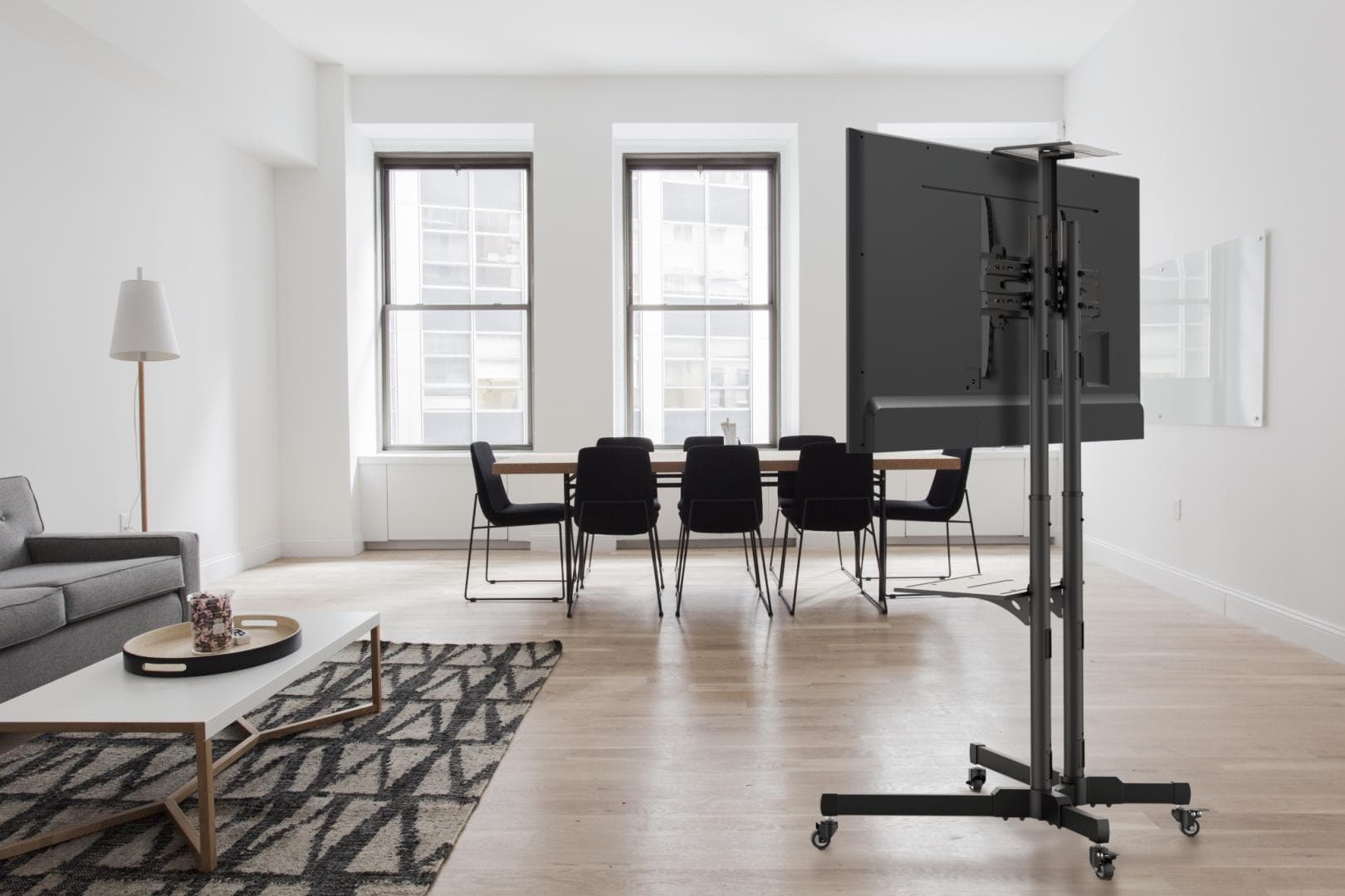 Stand TV mobil Akai 37"-70", inclinatie +10/-10°, VESA 600x400, 50kg, negru — miniatură