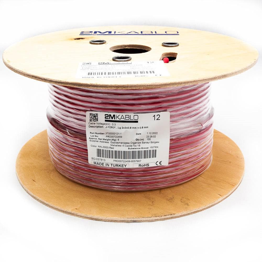 "Cablu incendiu JY(St)Y...Lg 2x2x0.8 mm + 0.8 mmproducator 2M Kablo, 3T00000121-1-100Diametru fir : 0.8mmConductor torsadati in perechi infasurate in banda PET, ecranaj Al/PET, cupru 100%Culori fire: VDE 0815Manta: PVC, culoare RAL3000-rosuAmbalare: tambur 100 metriOperatingVoltage