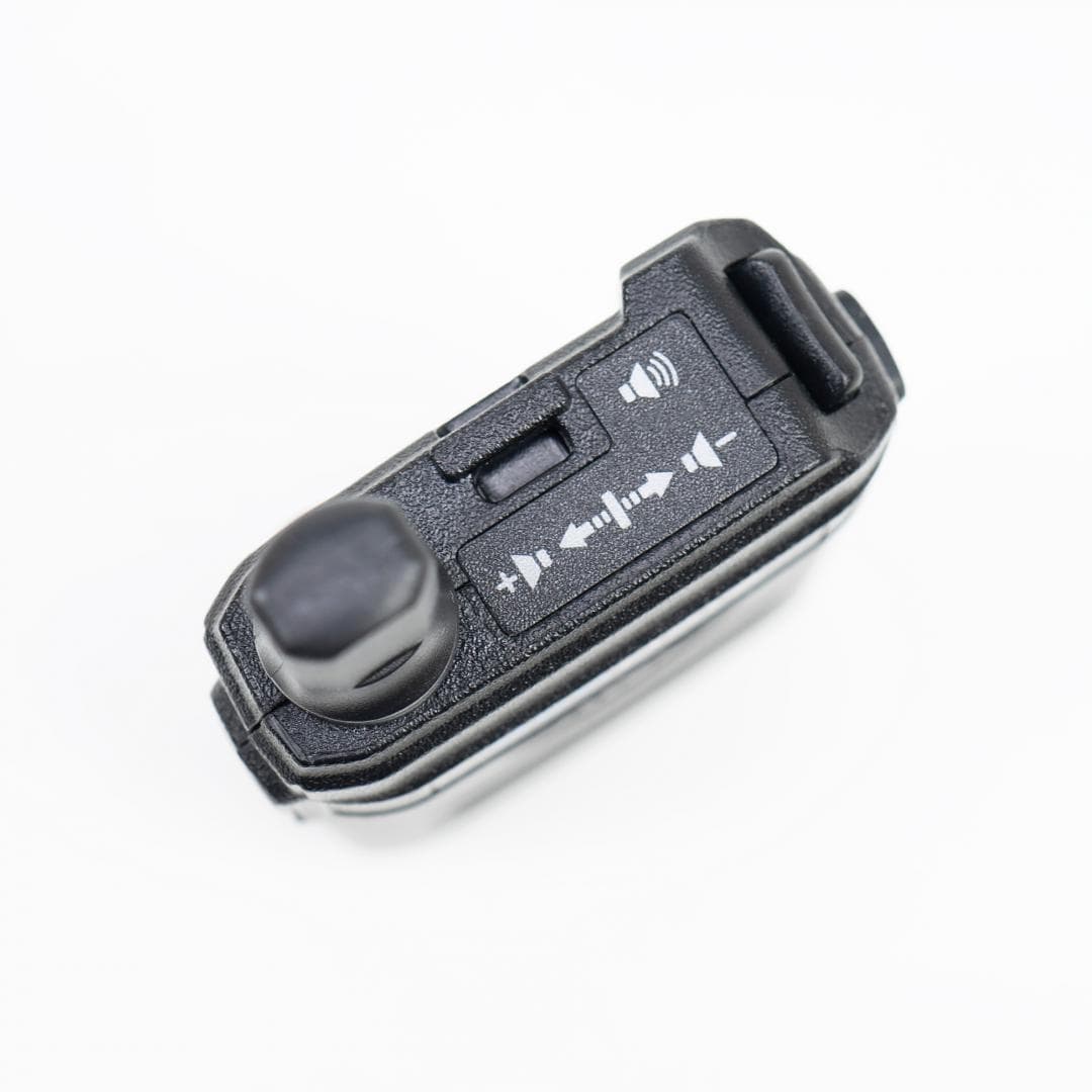 Statie radio portabila PNI PMR R10 PRO, 446MHz,0.5W, Monitor, Scan, coduri CTCSS DCS, Distanta de lucru: 5km, 16 canale, Putere de emisie: 0.5w, Acumulator Li-Ion 3,7 V (1500 mAh), Dimensiuni: 52 x 20 x 122 mm (antena inclusa), Greutate: 88g — miniatură
