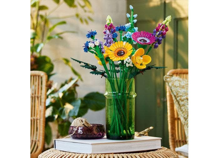 BUCHET FLORI DE CAMP, LEGO 10313 — miniatură