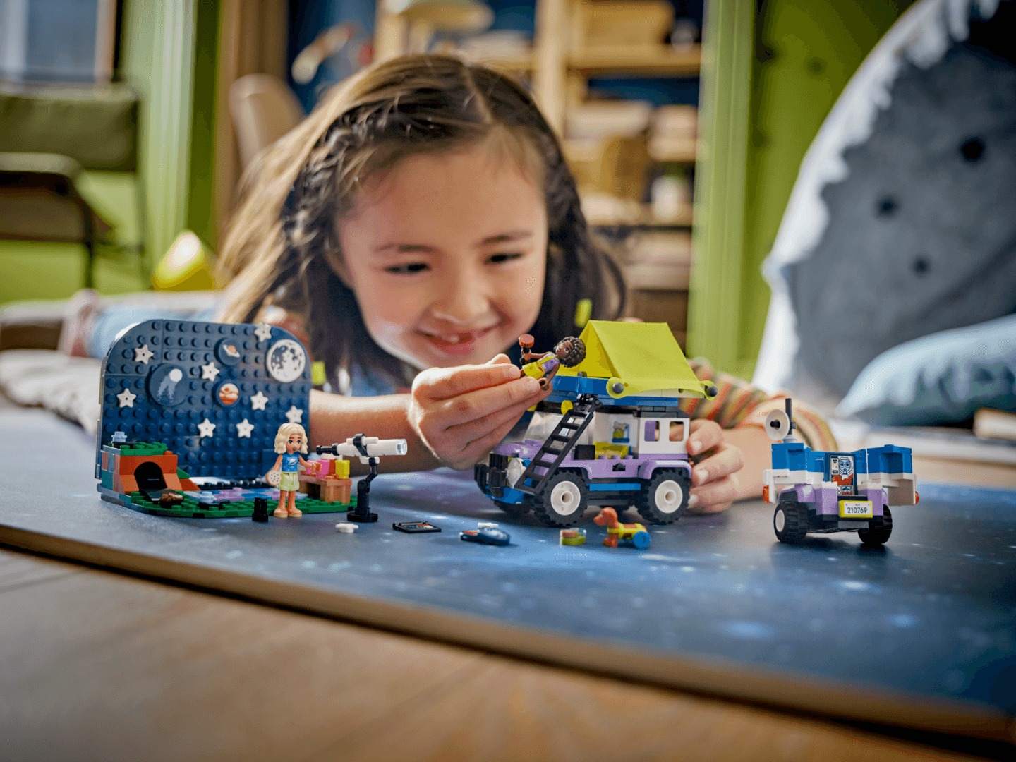 VEHICUL DE CAMPING PENTRU OBSERVAREA STELELOR, LEGO 42603 — miniatură