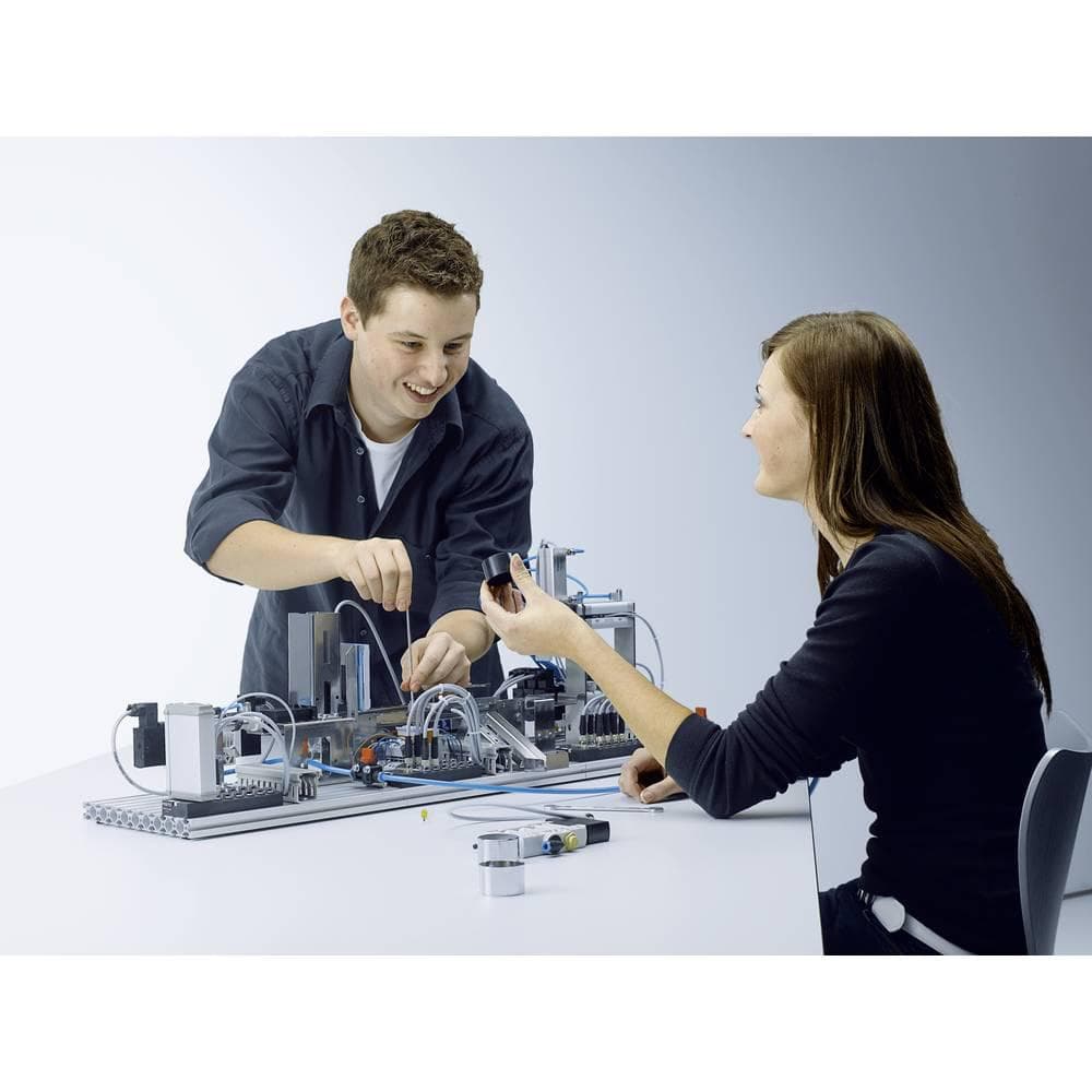 MecLaB - Pachet Stand educaţional pentru studiul senzorilor, actionărilor electrice şi pneumatice automate.Conţine ghiduri cu exerciţii pentru profesori şi elevi. Se adresează liceelor tehnologice cu specializările automatizări, mecanică electrică, mecatronică. MecLab® este livrat în Systainer