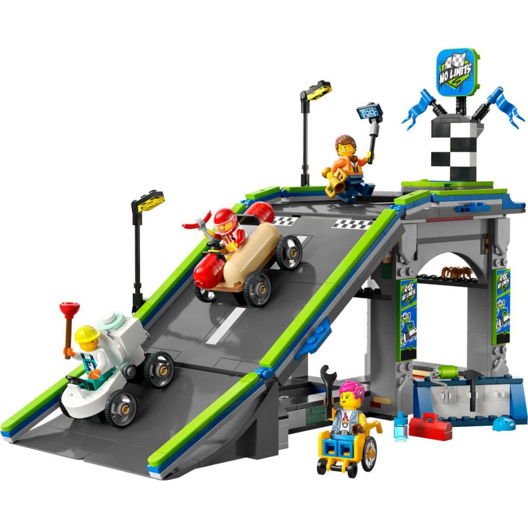 FARA LIMITE: RAMPA PENTRU CURSE DE MASINI, LEGO 60460 — miniatură