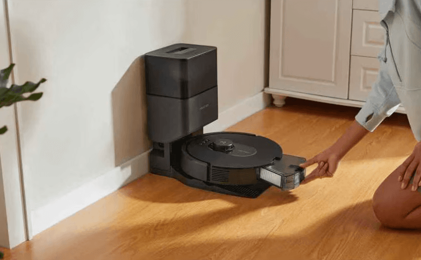 Robot de aspirare Roborock Q5 MA, aspirator, statie inteligenta de golire automata, 60W, Lidar, 5500PA, 5200mAh, negru
