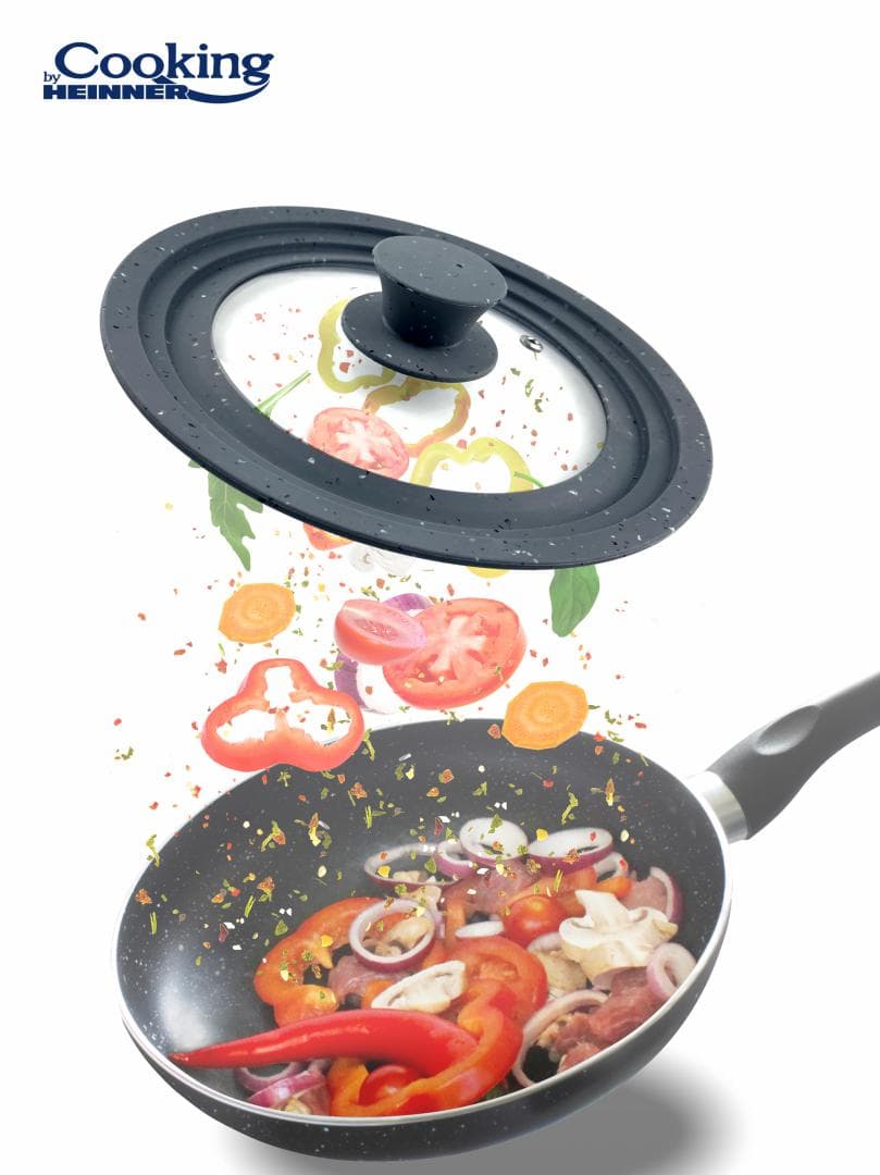 CAPAC STICLA CU MARGINE DIN SILICON AJUSTABILA PE 3 DIMENSIUNI 22/24/26 CM. GRI, COOKING BY HEINNER — miniatură