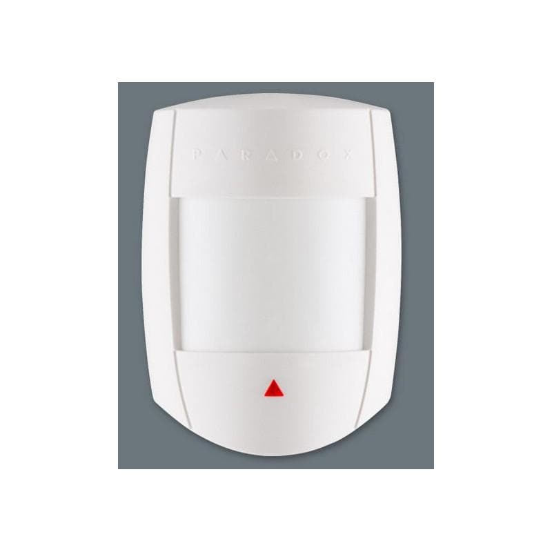 Detector de mişcare QUAD PARADOX; procesare digitală şi analizăautomatăa semnalelor primite de la elementul de detecţie; în analizadigitalăeste inclus un algoritm software pentru eliminarea semnalelorparazite;ecran metalic împotriva  perturbaţiilor de radiofrecventa şicâmpurielectrice de mare