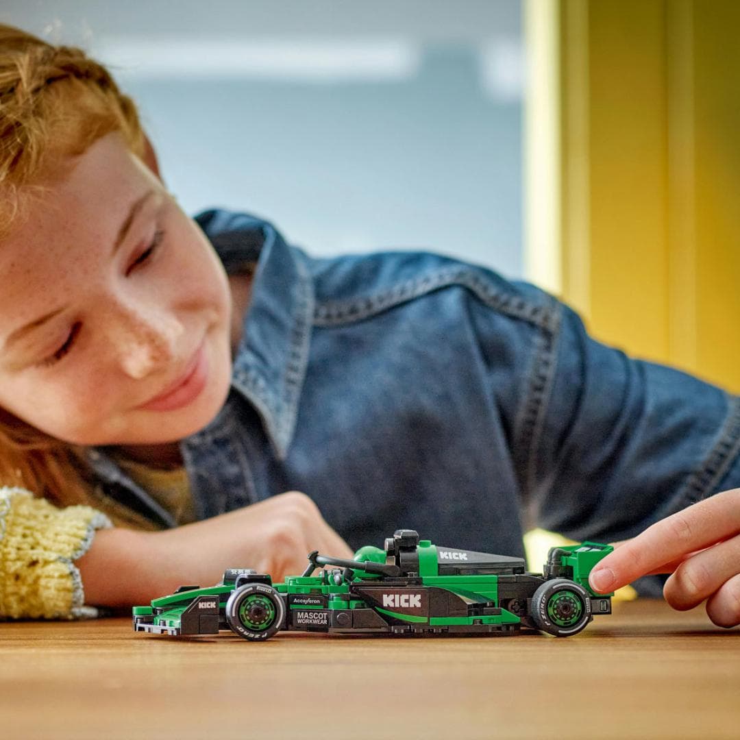 MASINA DE CURSE KICK SAUBER F1 TEAM C44, LEGO 77247 — miniatură