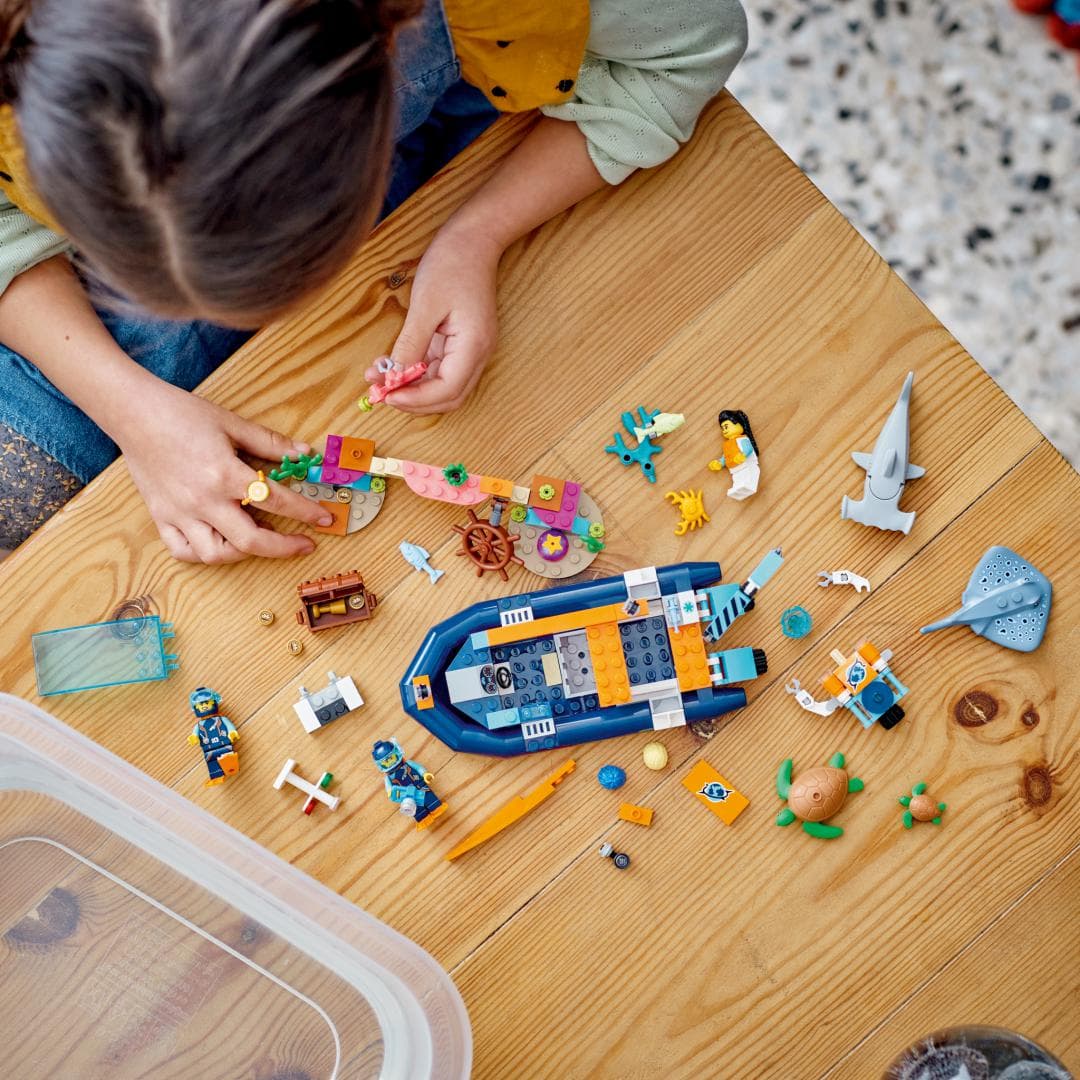 BARCA PENTRU SCUFUNDARI, 60377 LEGO — miniatură