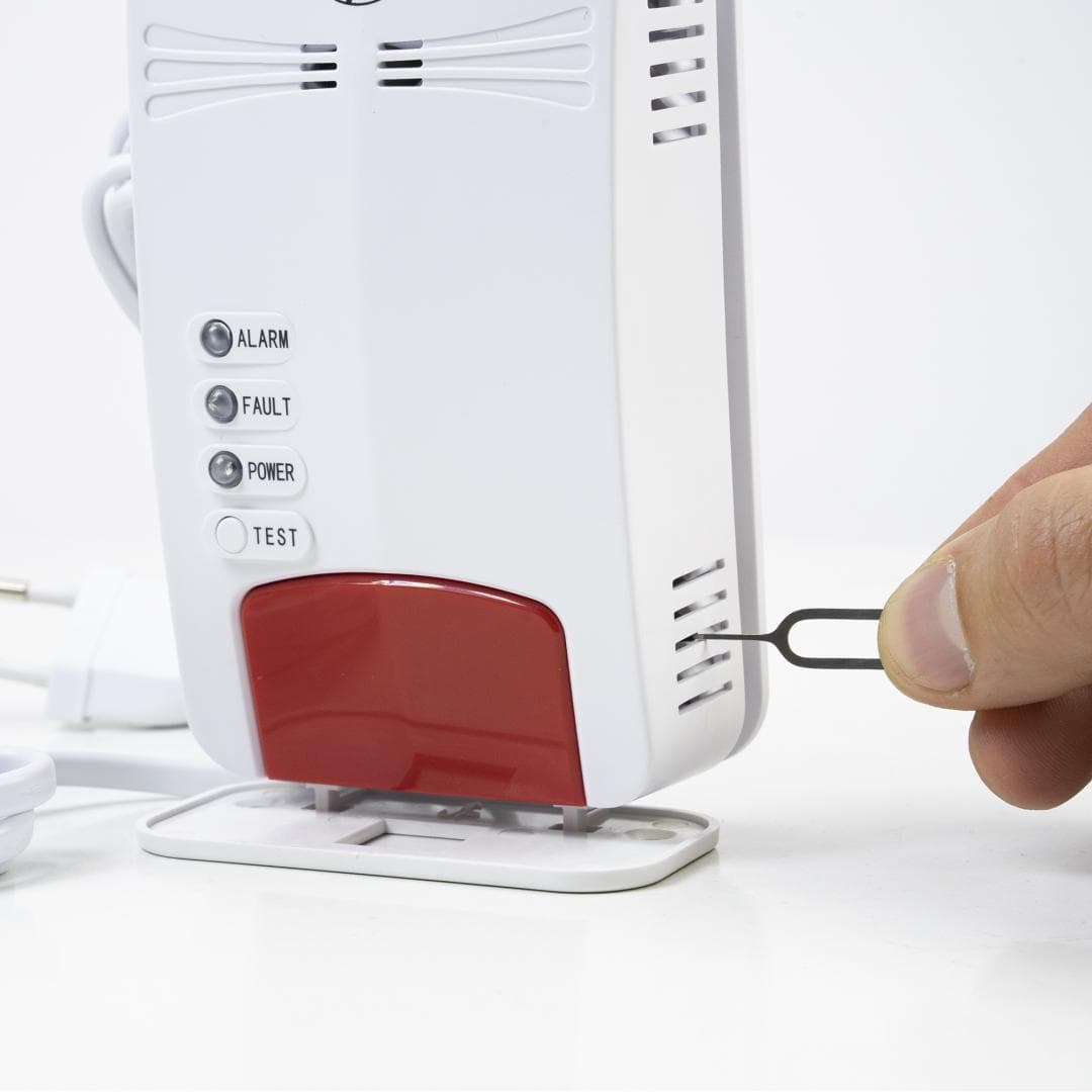 Kit senzor gaz inteligent si electrovalva PNI Safe House Smart Gas 300 WiFi cu alertare sonora, aplicatie de mobil Tuya Smart, integrare in scenarii si automatizari smart cu alte produse compatibile Tuya — miniatură