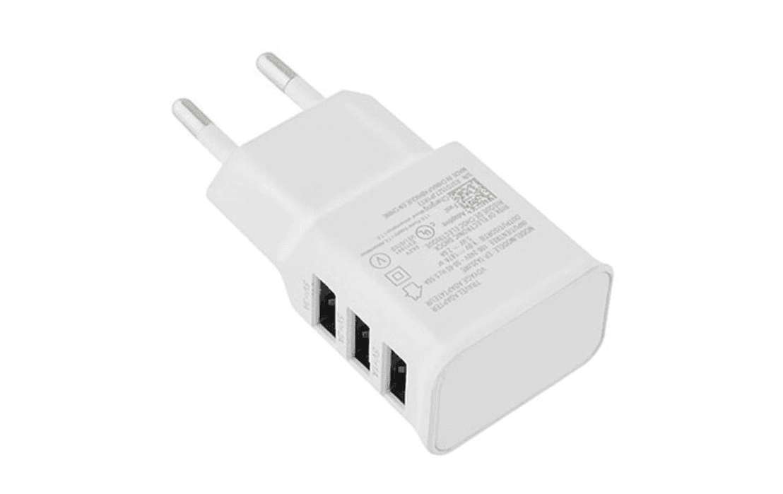 Network charger Lamtech, 2.1A, 3xUSB, White