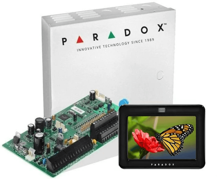 Centrala Paradox SP7000; 16 intrări de zonă sau 32 cu ATZ, extensibila la 32 zone; extensibilă la 16 ieşiri PGM - (5 pe placă, 1 cu releu de curent mare); trigger PGM +/-; intrare pentru detectori fum, pe 2 fire; sursă alimentare în comutaţie 1.5A; consum iesire Aux: Nominal 600mA - Maxim 700mA