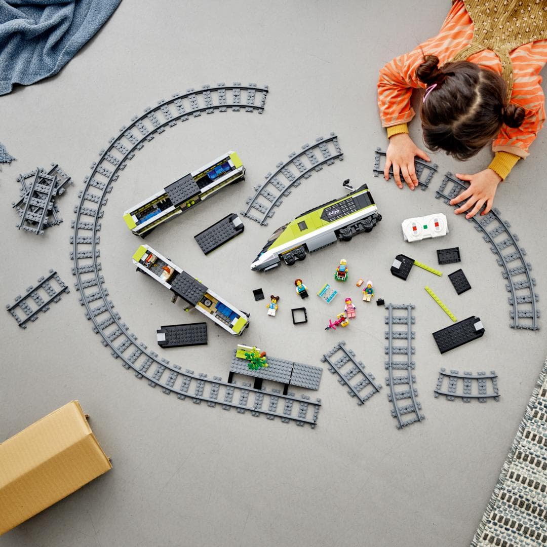 TREN EXPRES DE PASAGERI, LEGO 60337 — miniatură