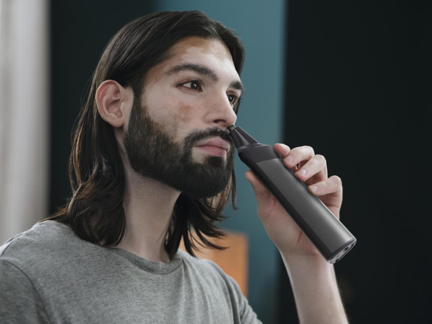 Aparat de tuns barba si parul PHILIPS 13 in 1 Multigroom All in One MG7925/15, Tehnologie BeardSense, Lame din otel cu auto-ascutire, 26 setari de lungime, Rezistent la apa, Husa, Negru / Argintiu, L x A x I (mm) 70x160x230 — miniatură