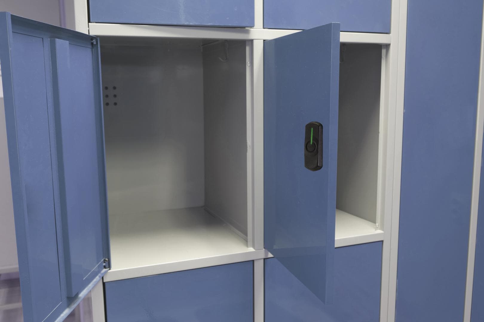 Smart locker ARIES, RADIO BT4.0; Incuietoare smart pentru vestiare sau cabinete; baterie litium ER14505M (3.6V AA) — miniatură