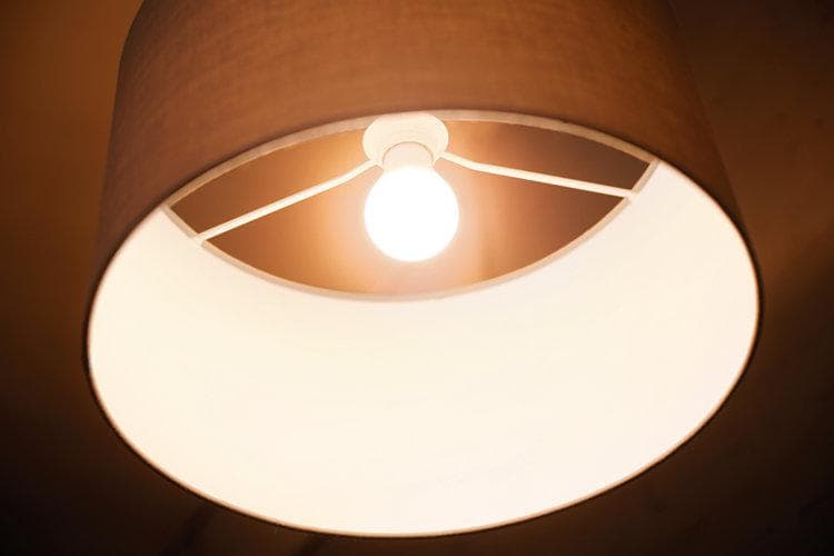 BEC LED Philips, soclu E27, putere 8W, forma clasic, lumina alb, alimentare 220 - 240 V, "000008718696598375" — miniatură