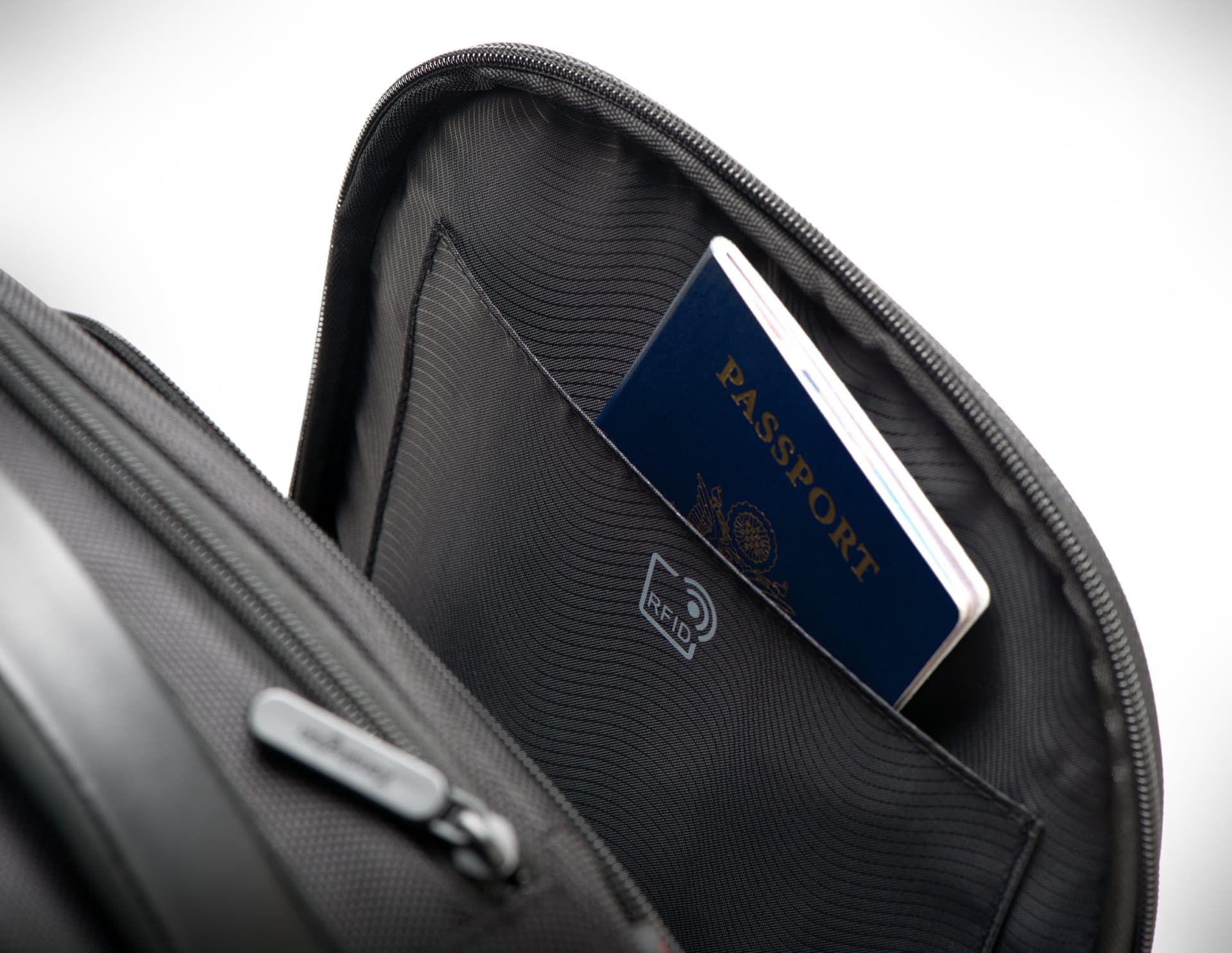 RUCSAC KENSINGTON, pt. notebook de max. 14 inch, 1 compartiment, buzunar frontal x 3 | buzunar lateral x 2, waterproof, poliester, negru, "K60383EU" — miniatură