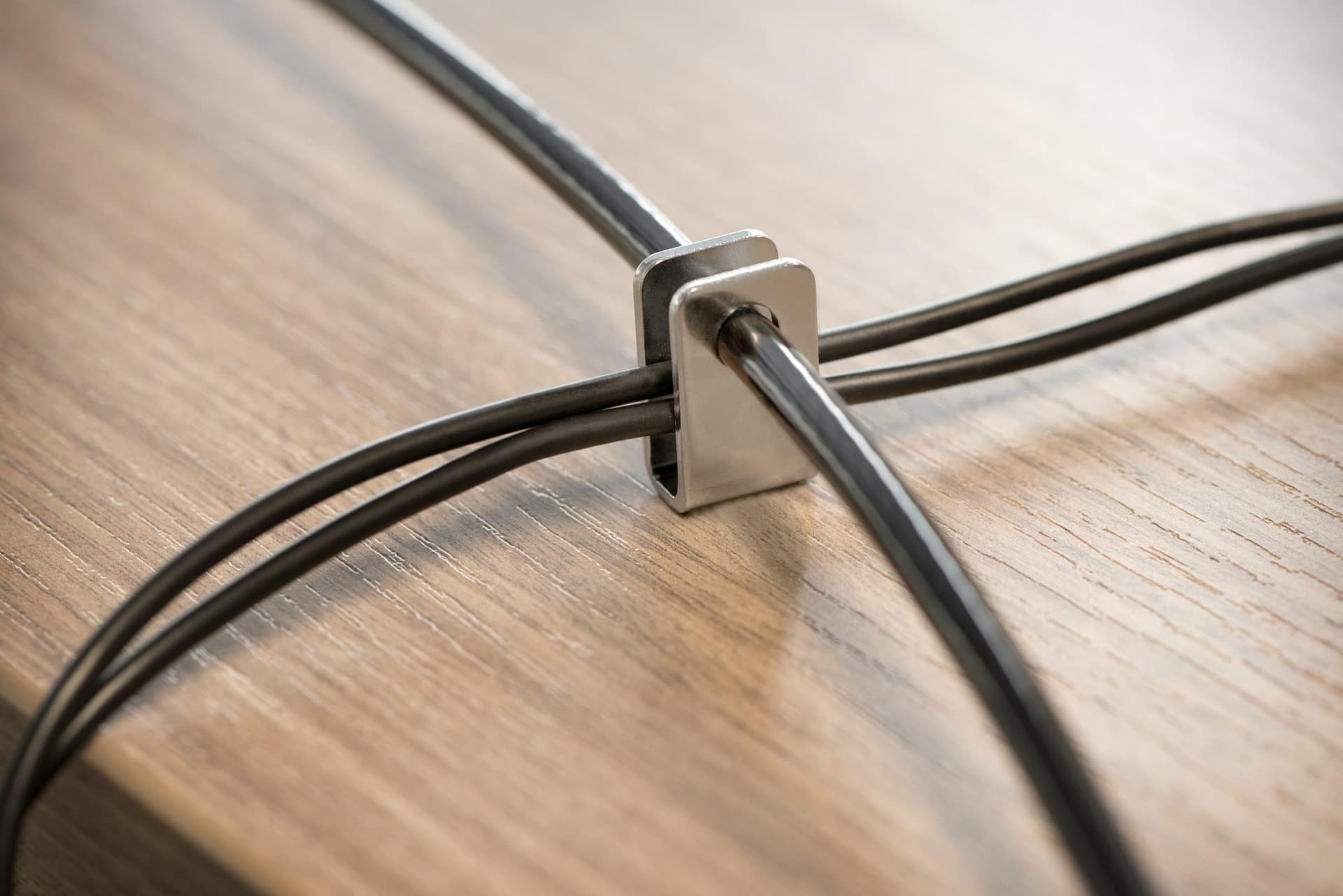 CABLU securitate KENSINGTON pt. PC si periferice slot standard,cheie standard,conectare directa,permite securizare si ancorare,2.4m,otel carbon,5mm, "MicroSaver 2.0" "K64424WW" — miniatură