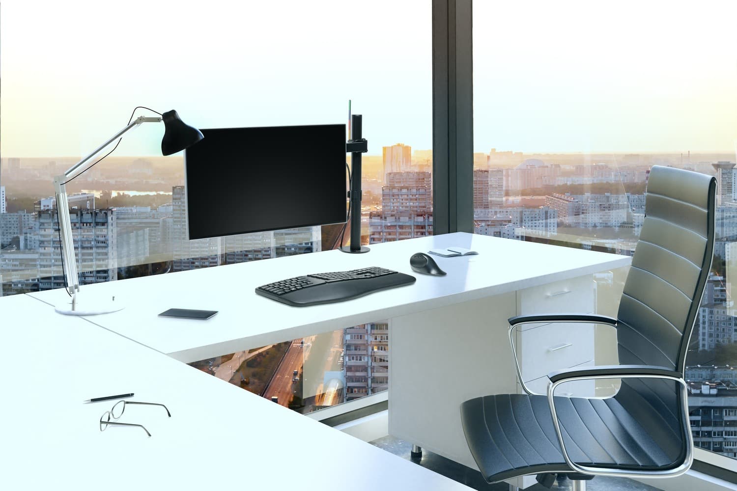 SUPORT de birou KENSINGTON, pt 1 TV/monitor plat, diag. max 34 inch, rotatie, inclinare, pivotare, orizontala, verticala, totala, max 8 Kg, "K55408WW" — miniatură