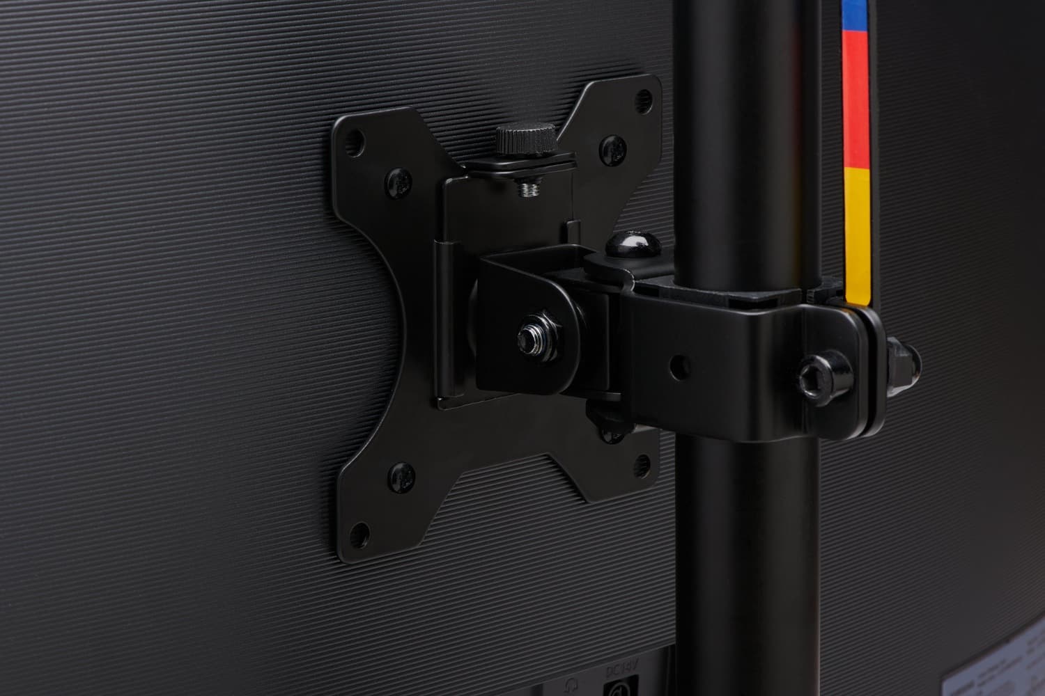 SUPORT de birou KENSINGTON, pt 1 TV/monitor plat, diag. max 34 inch, rotatie, inclinare, pivotare, verticala, max 8 Kg, "K55411WW" — miniatură