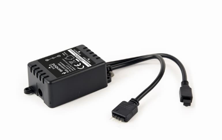 BANDA LED GEMBIRD, RGB diferite culori, 280lm, 17W, 150 x LED, banda 5m, telecomanda, rezistenta la stropi IP65, cablu 1.5m, "LED-S-RGB500-01" — miniatură