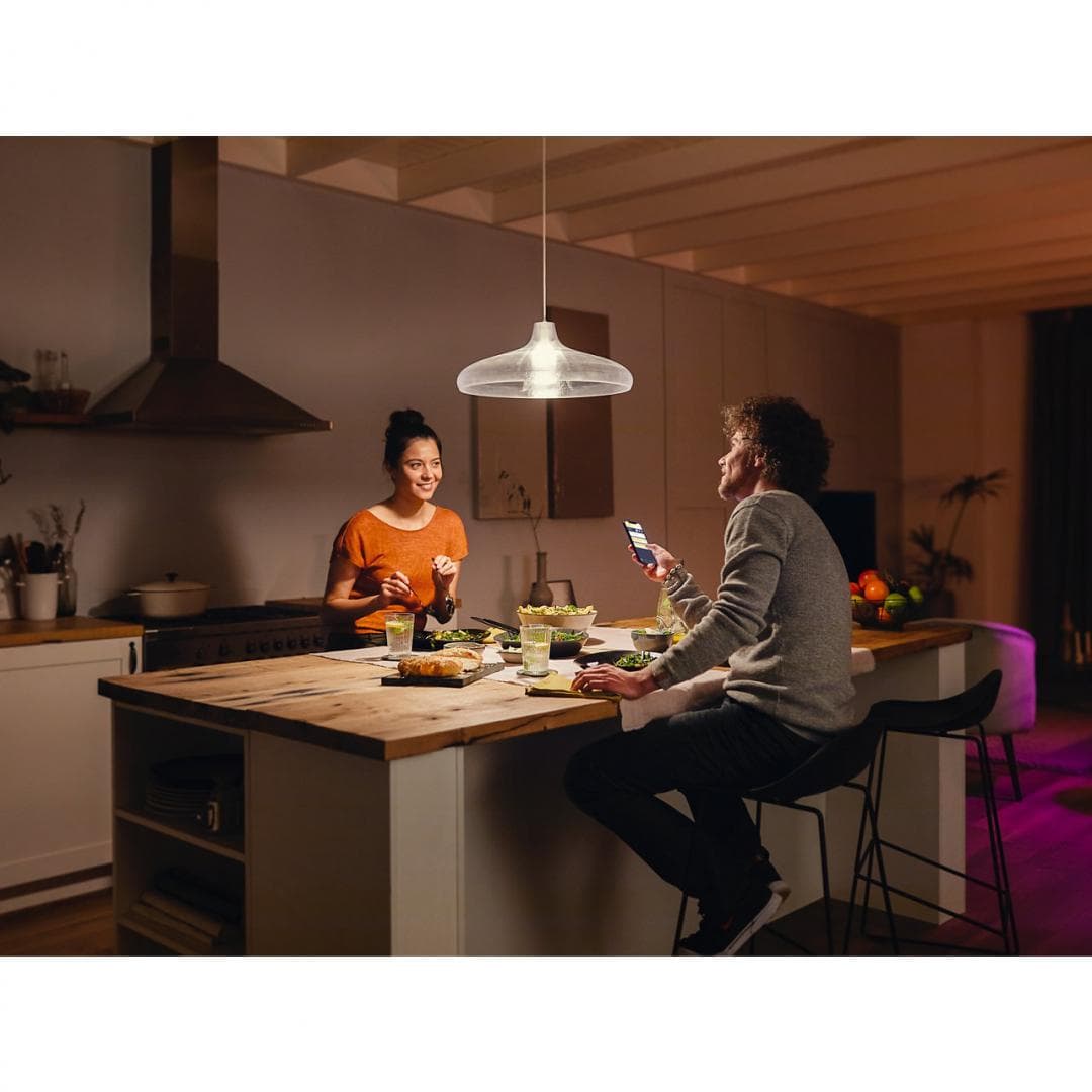 BEC smart LED Philips, soclu E27, putere 15.5W, forma clasic, lumina alb calda, alimentare 220 - 240 V, "000008718699747992" — miniatură