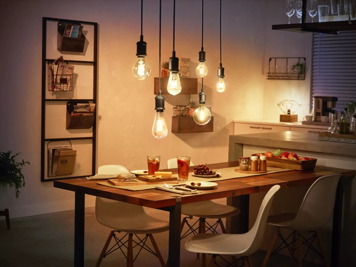 Smart Home Philips HueW xW Fil G93 E27 EU -, "PHT13950" — miniatură