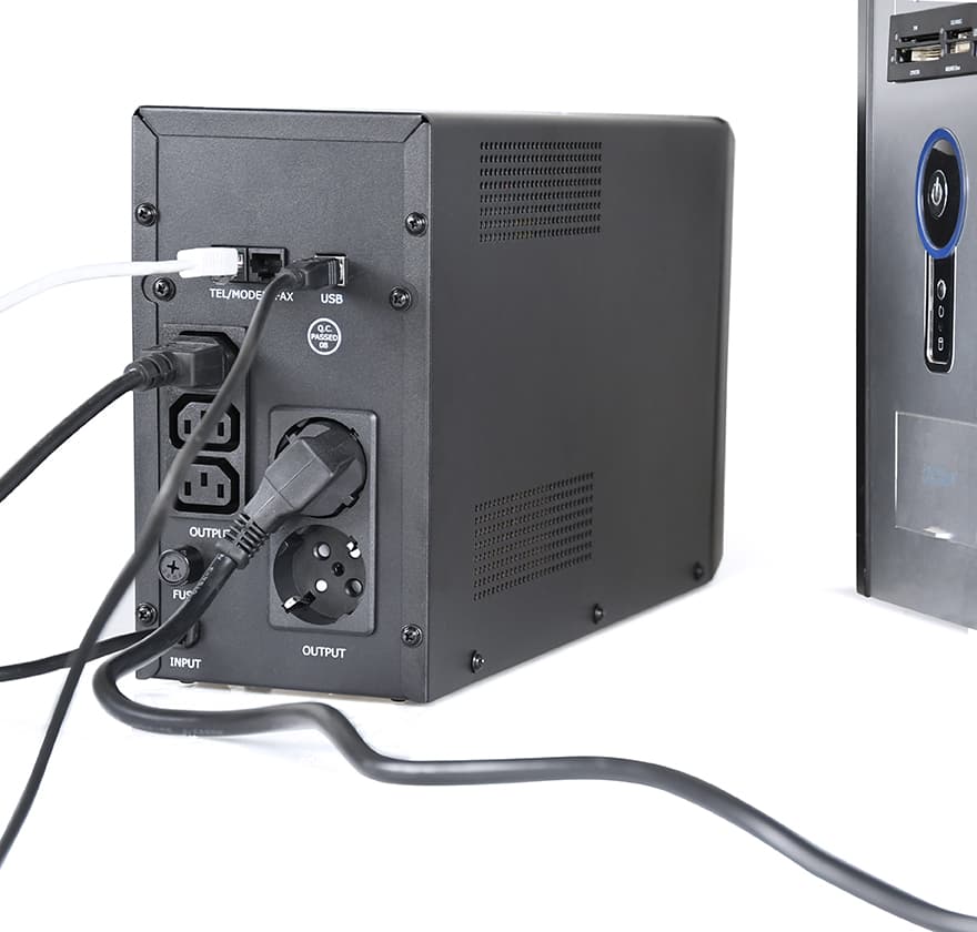 UPS GEMBIRD, Line Int. cu management, mini tower, 2000VA/1200W, AVR, IEC x 3/ Schuko x 2, 2 x baterie 12V/9Ah, display LCD, back-up 1 - 10 min., "EG-UPS-035" — miniatură