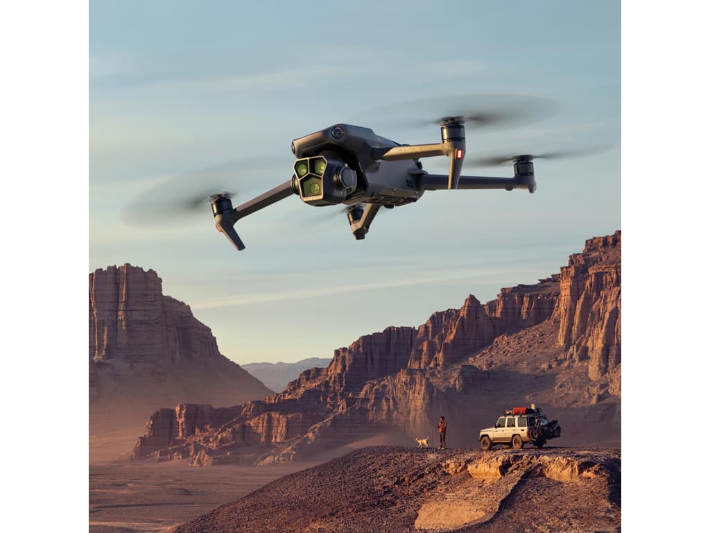 Kit Drona DJI Mavic 3 PRO Cine Premium Combo5.1K/50, 20MP, 899g "CP.MA.00000664.01" — miniatură