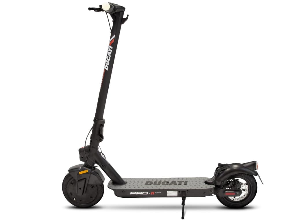 Trotineta electrica Ducati Pro-II Plus semnalizariMotor 350W, auton. 25 Km, viteza max 25 Km/h "DU-MO-210010"
