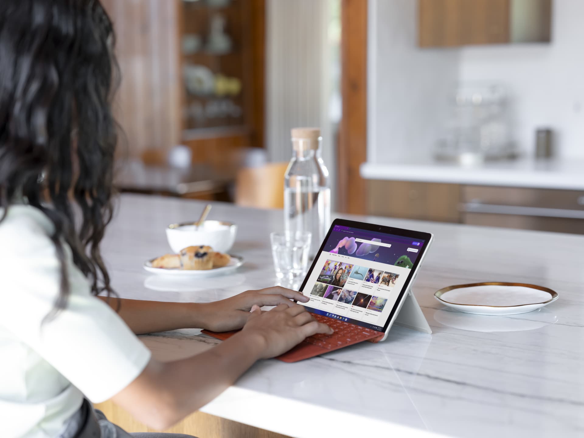 TABLETE Microsoft MS Surface Go 3 Intel Pentium Gold 6500Y 10.5inch 4GB 64GB LTE W11H Platinum "8PI-00003" — miniatură