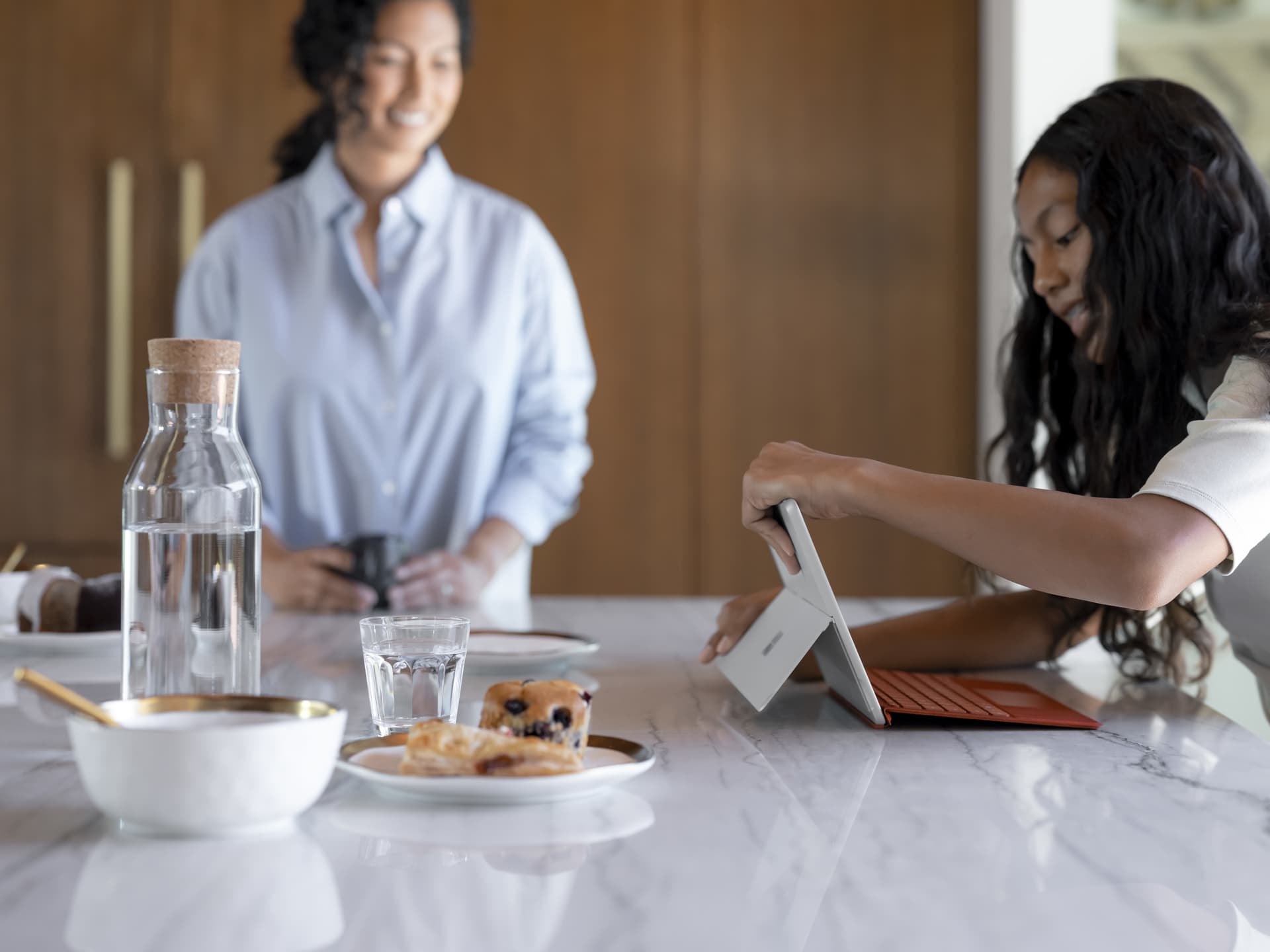 TABLETE Microsoft MS Surface Go 3 Intel Pentium Gold 6500Y 10.5inch 4GB 64GB LTE W11H Platinum "8PI-00003" — miniatură