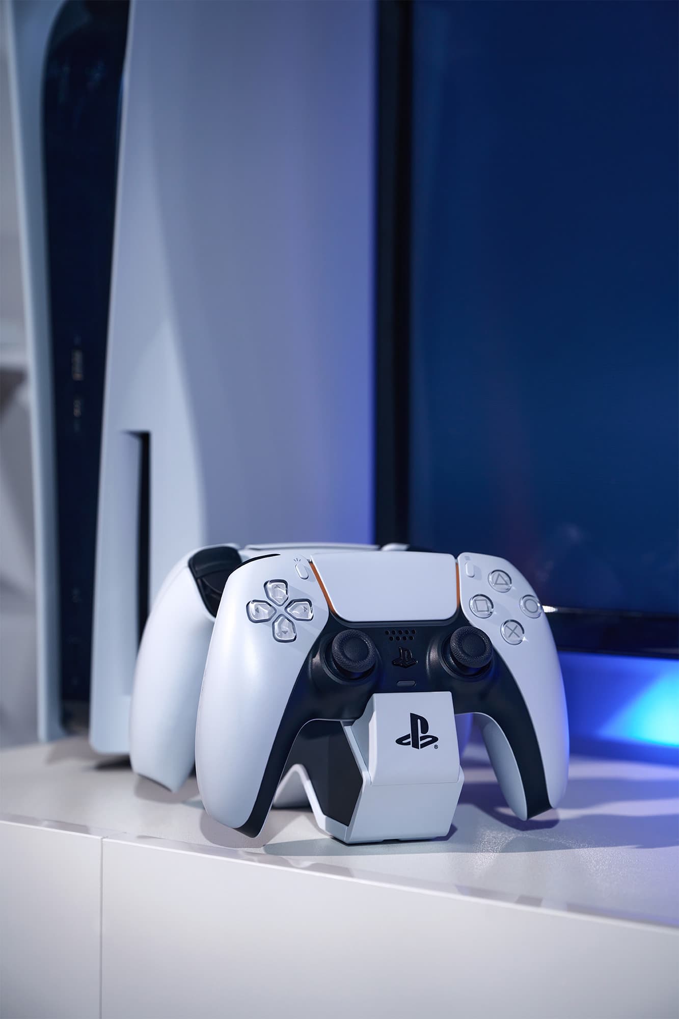 STATIE de incarcare PowerA, dubla, pentru Playstation 5, pt. controller wireless DualSense, "1522855-02" — miniatură