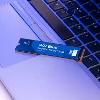 Blue SN5000 2TB PCI Express 4.0 x4 M.2 2280 "WDS200T4B0E" — miniatură