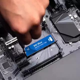 Blue SN5000 2TB PCI Express 4.0 x4 M.2 2280 "WDS200T4B0E" — miniatură