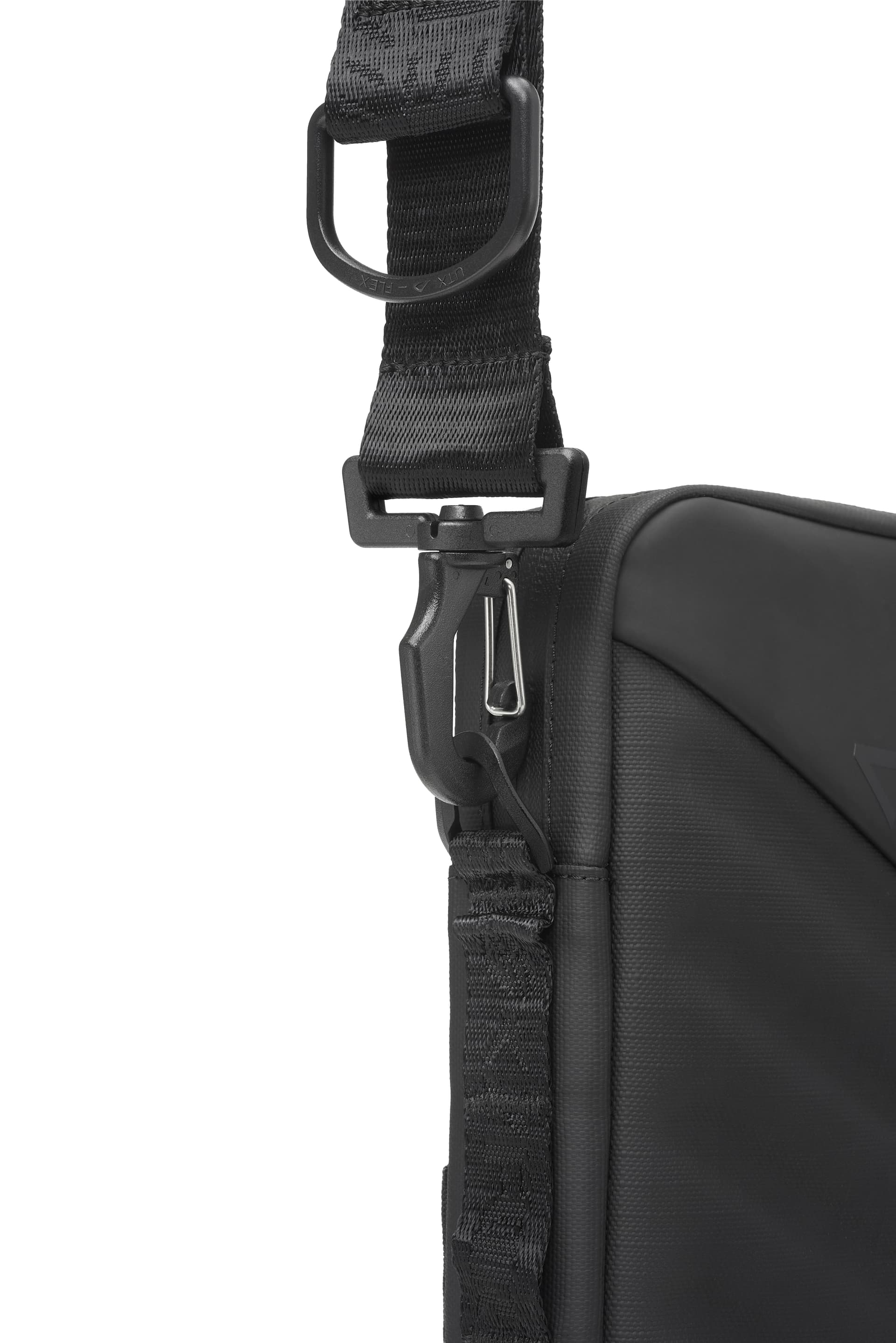 ASUS BS3601 ROG SLASH SLEEVE 4.0 BLACK "90XB09Z0-BSL000" — miniatură