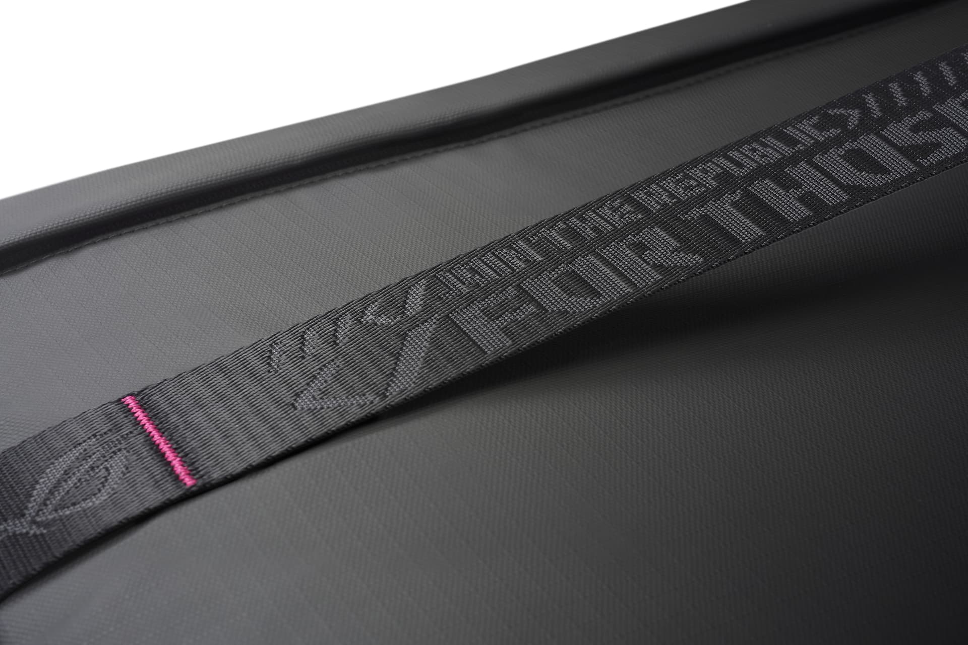 ASUS BS3601 ROG SLASH SLEEVE 4.0 BLACK "90XB09Z0-BSL000" — miniatură